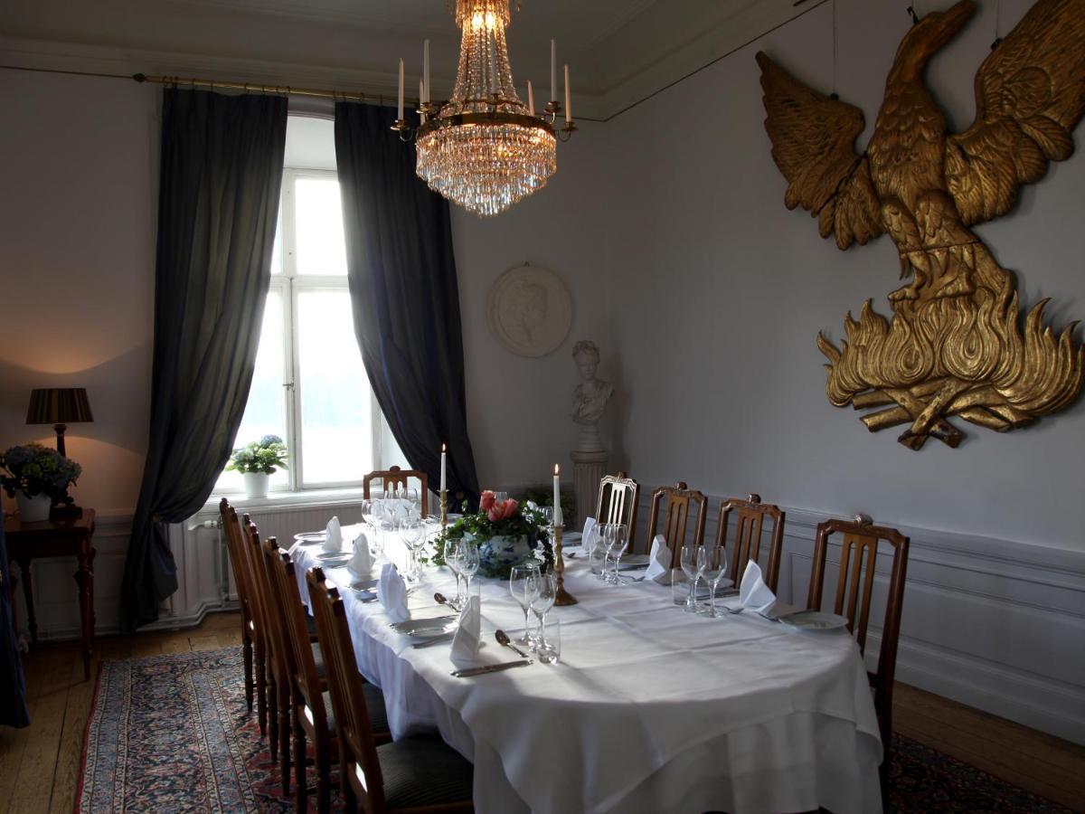 Södertuna Slott Gnesta Esterno foto