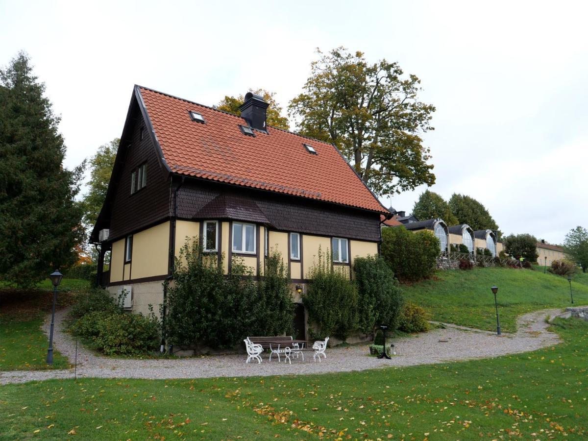 Södertuna Slott Gnesta Esterno foto