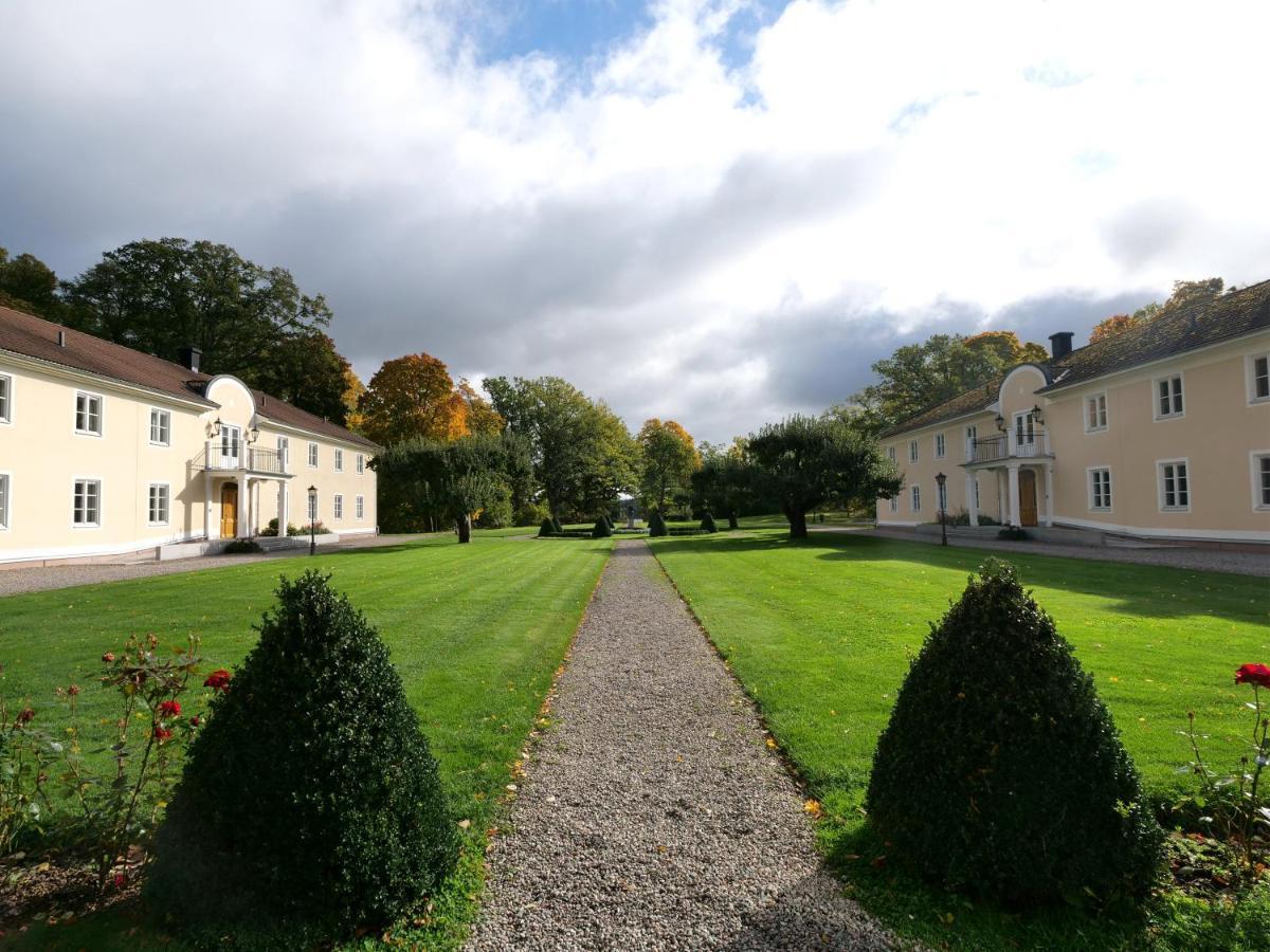 Södertuna Slott Gnesta Esterno foto